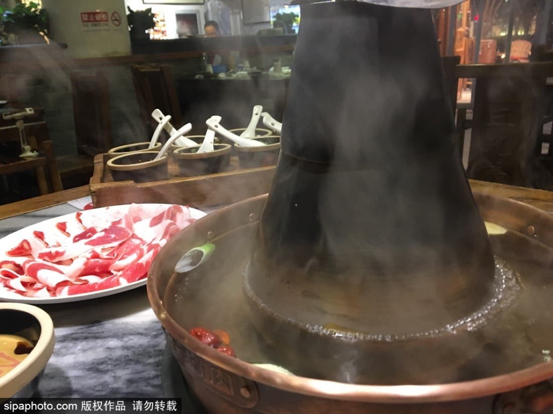 Guijie is strongest as a shared-table street: big plates, bold flavor, and enough variety for a group.