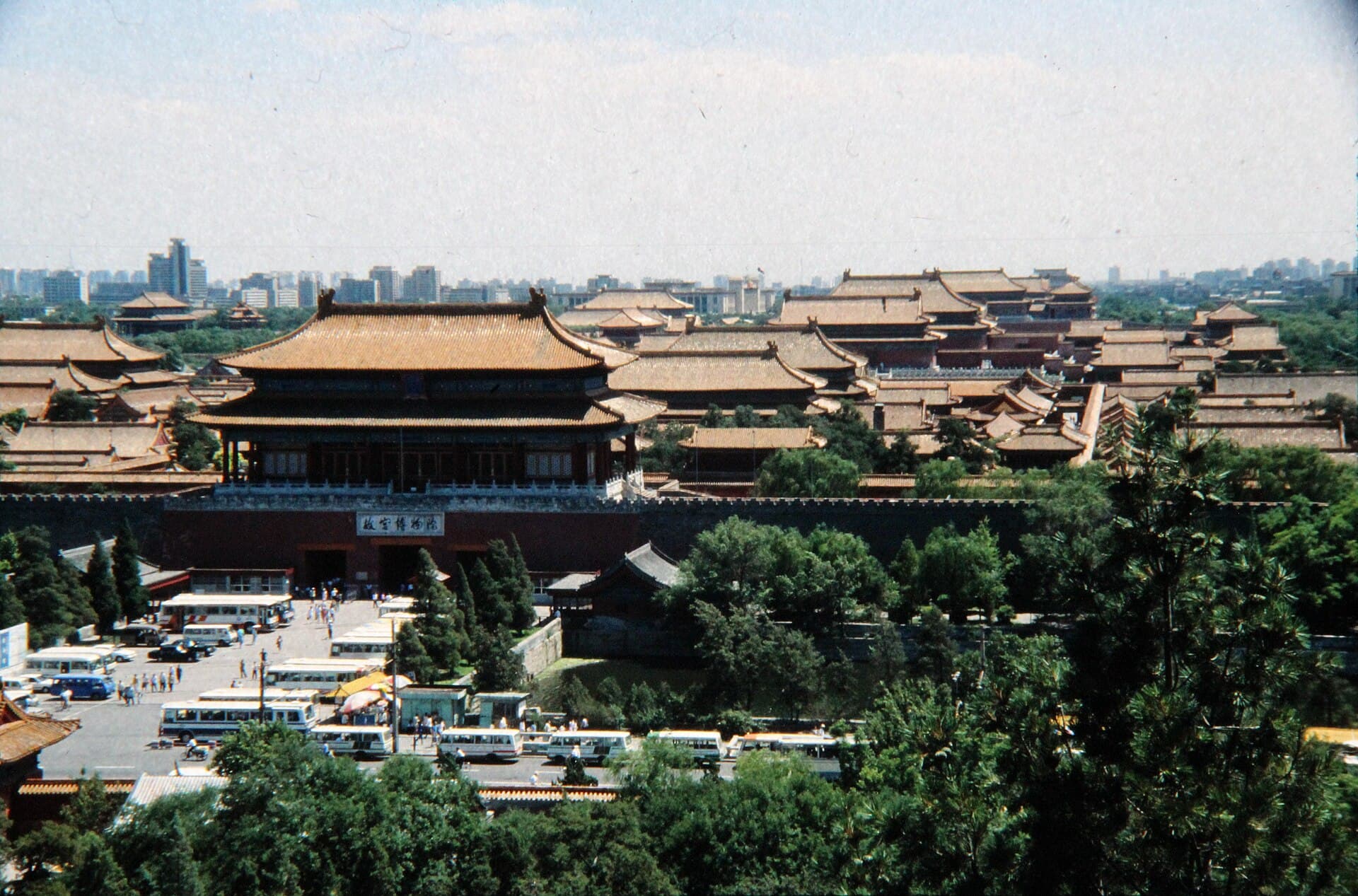 Beijing Itinerary Guide: 3 Days of Classics, 5-7 Days with Hutongs, Museums and the Great Wall visual