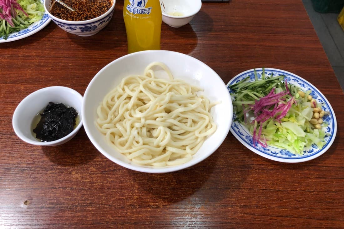 The Beijing Noodle Bowl Locals Still Queue For: Zhajiangmian at Fangzhuanchang No. 69 visual