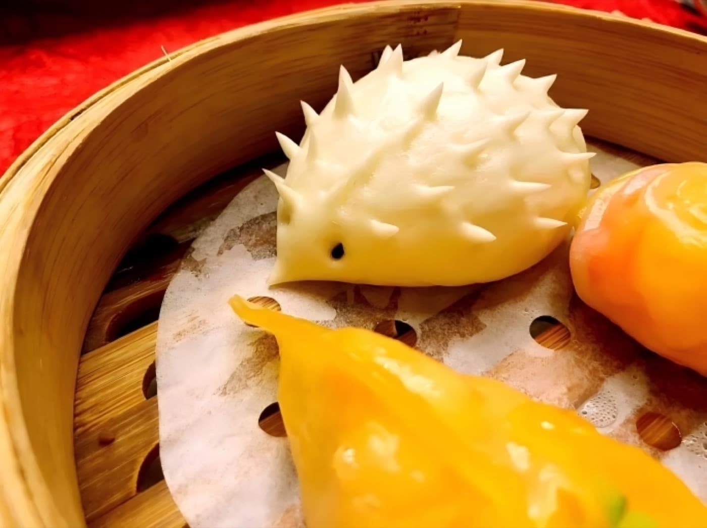 Your First Shenzhen Dim Sum Morning: Cantonese Tea, Har Gow, Phoenix Claws and Roast Meats visual